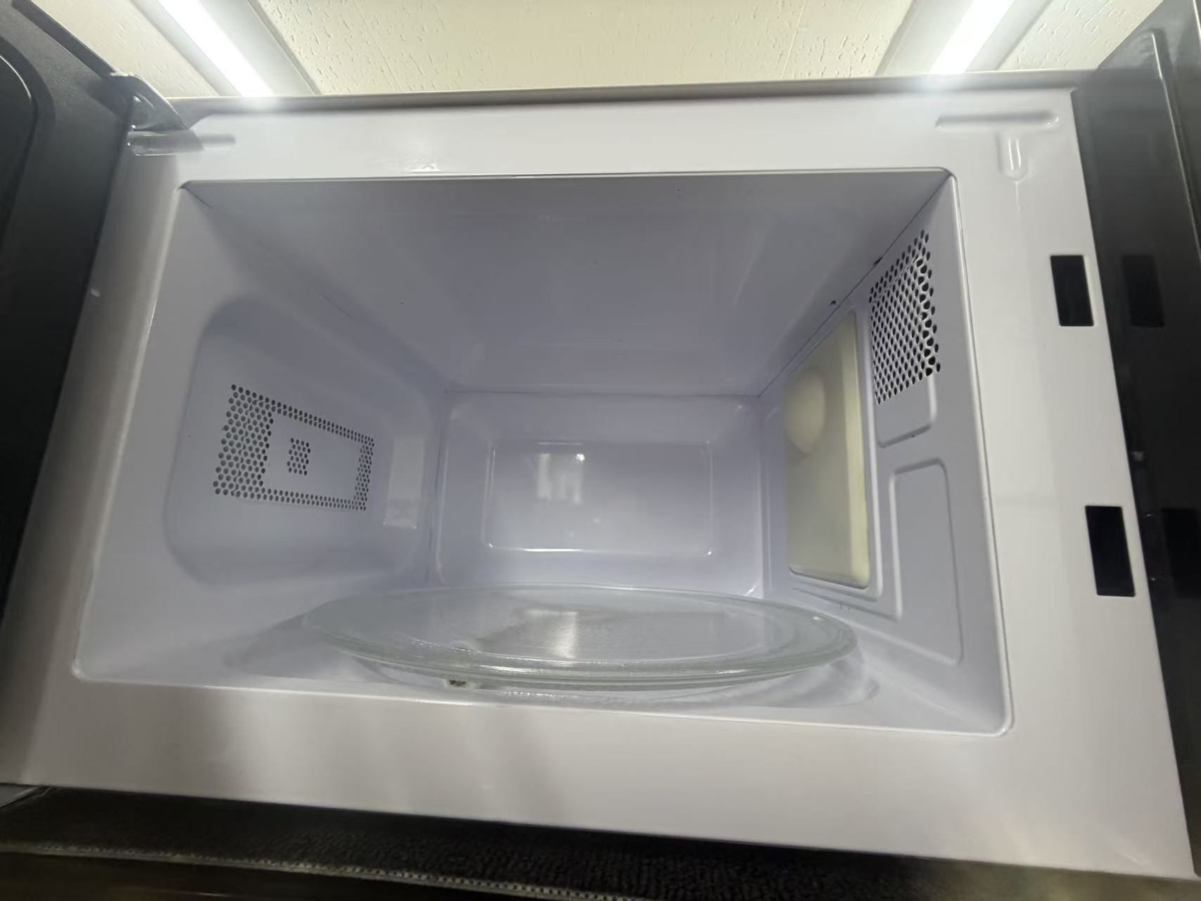 Midea 電子レンジ 庫内