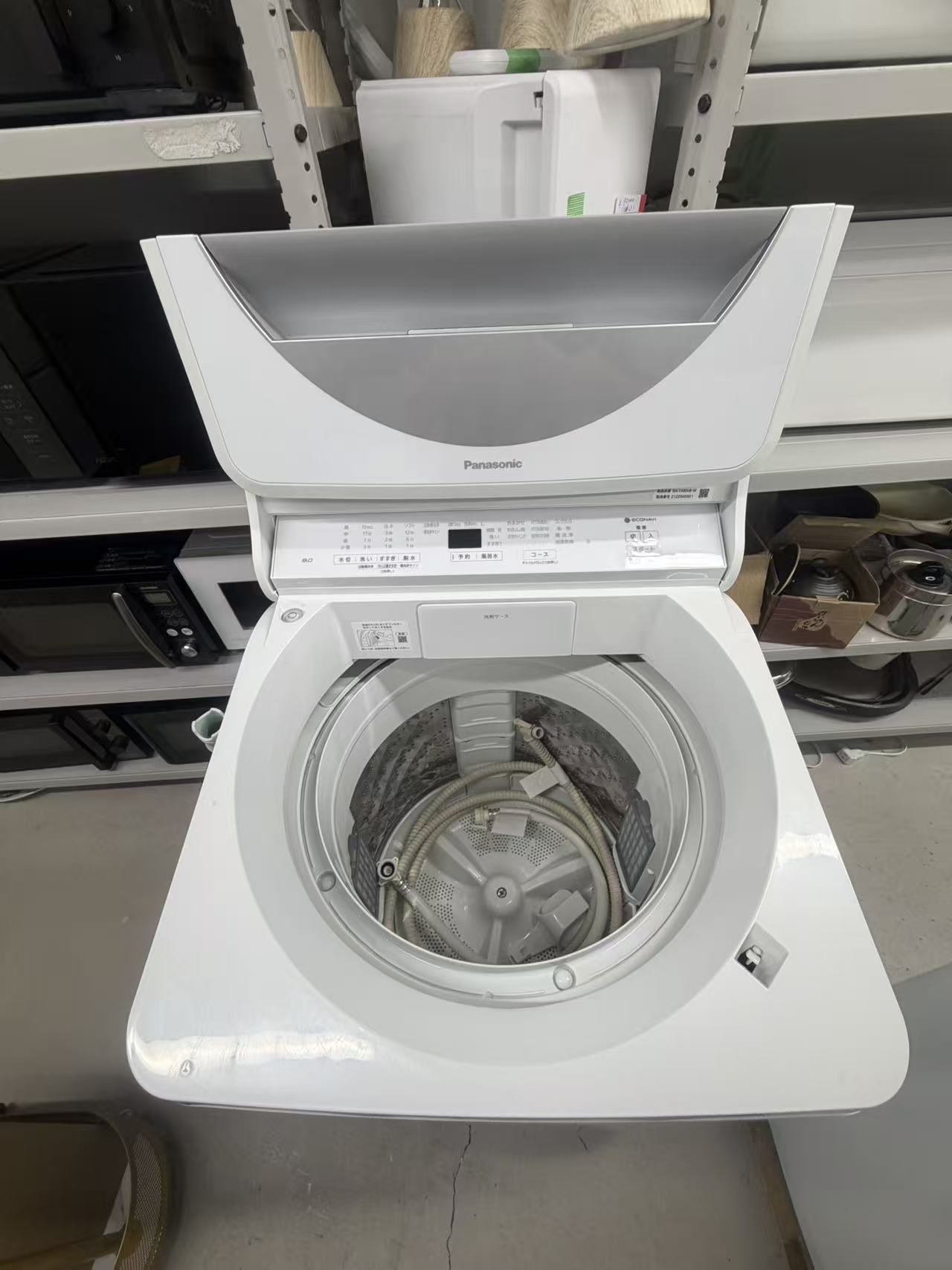 Panasonic NA-FA80H8 ふたを開けた洗濯槽
