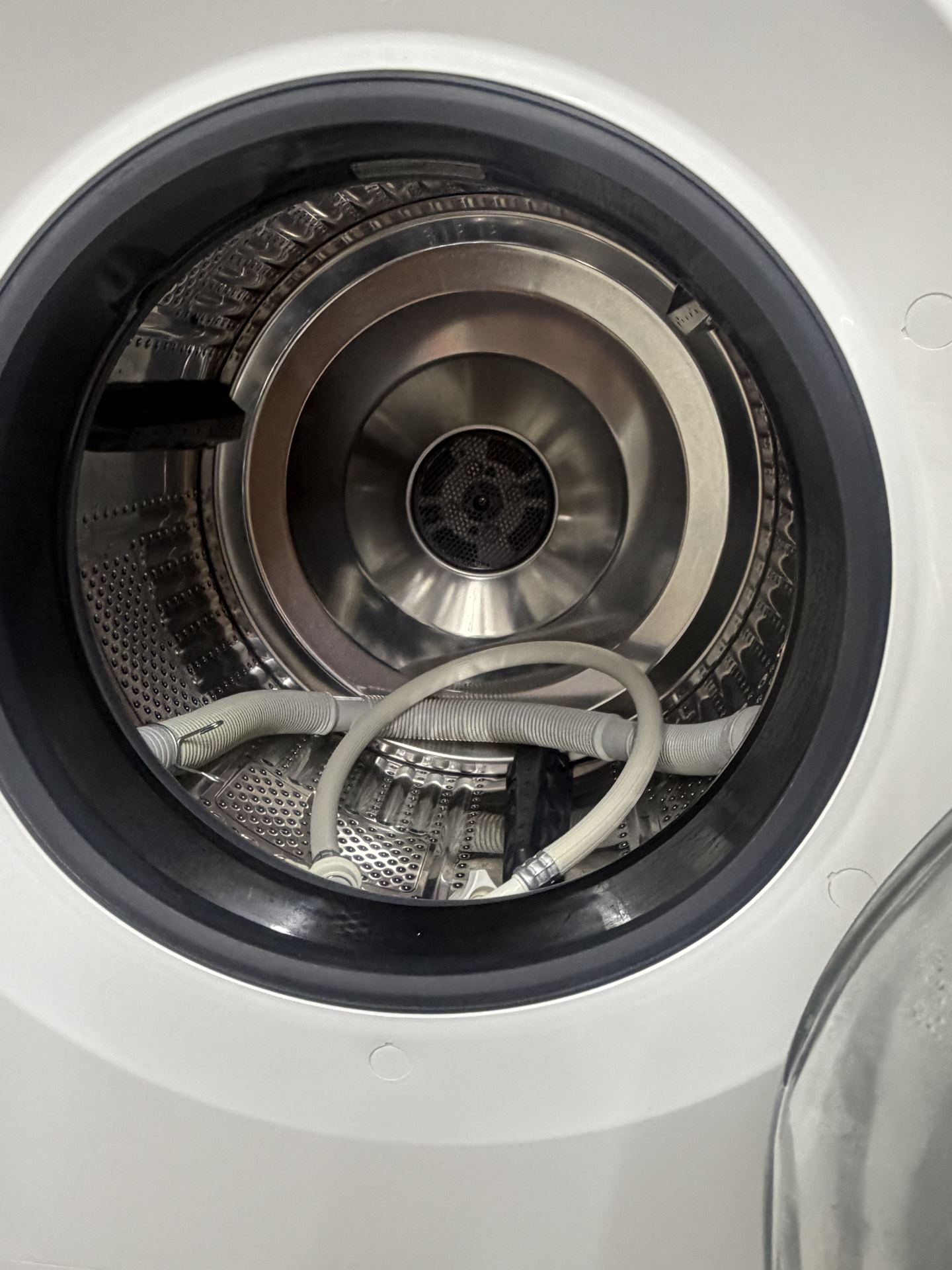 中古ドラム式洗濯乾燥機 SHARP ES-X11A-SR 洗濯11kg・乾燥6kg（2022年製・右開き） 写真2
