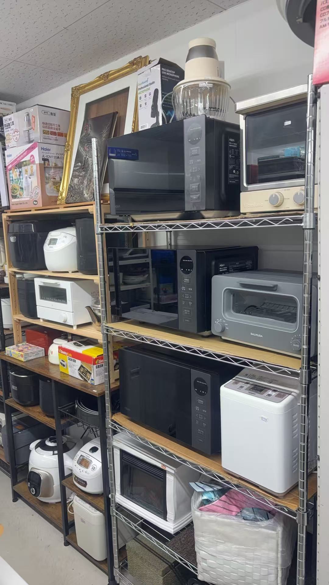 キッチン家電と小型家電の棚